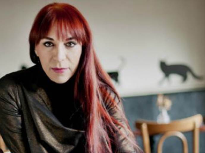 Leman Sam'a bitmeyen suç duyuruları! Leman Sam'a bitmeyen suç duyuruları!