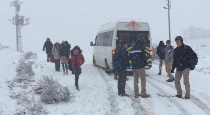 Okulların kar tatiline girdiği iller? (11 Şubat 2014)