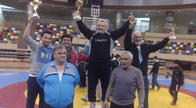 İBB Başakşehir güreş takımından çifte şampiyonluk İBB Başakşehir güreş takımından çifte şampiyonluk