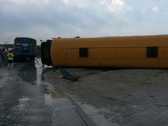 Meksika'yı kasırga vurdu: En az 10 ölü Meksika'yı kasırga vurdu: En az 10 ölü