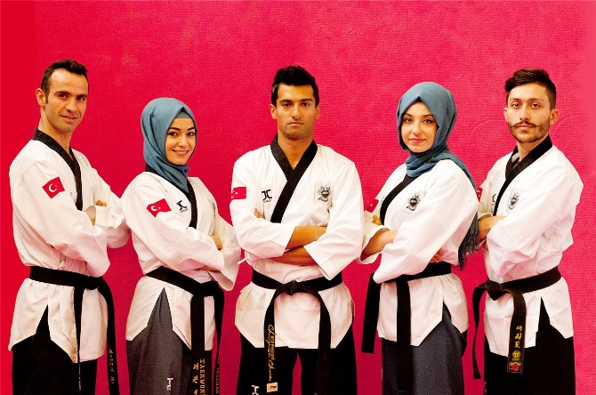 Milli tekvandocu Mevlüt Pekcan'dan bir altın daha