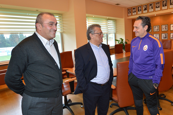 Galatasaray'a iki iyi haber