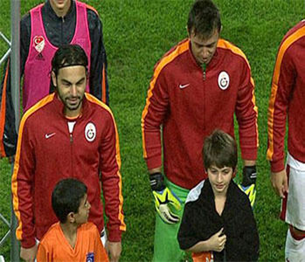 Muslera'dan ayakta alkışlanacak hareket