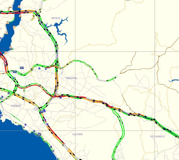 İstanbul'da bu yollar adeta durdu İstanbul'da bu yollar adeta durdu