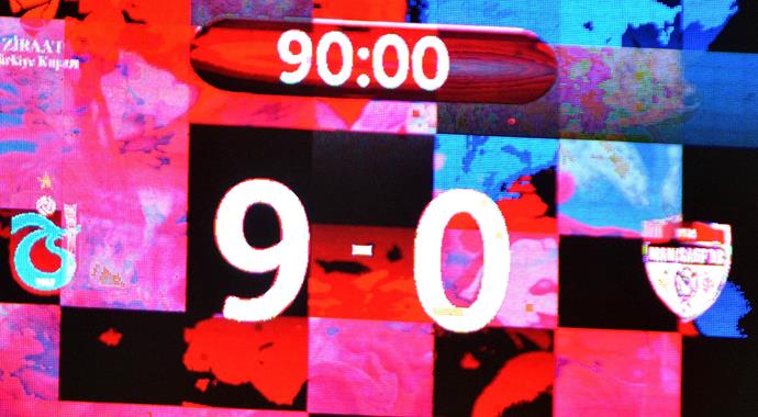 Trabzonspor'a 'Niye bu kadar asıldınız' sitemi! Trabzonspor'a 'Niye bu kadar asıldınız' sitemi!