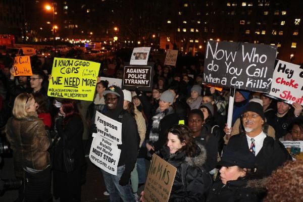 Amerikalılar adalet için New York'u işgal etti Amerikalılar adalet için New York'u işgal etti