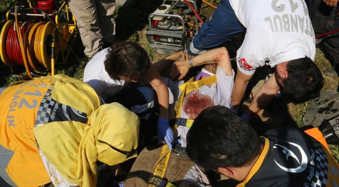 İstanbul'da korkunç kaza! 7 araç birbirine girdi İstanbul'da korkunç kaza! 7 araç birbirine girdi