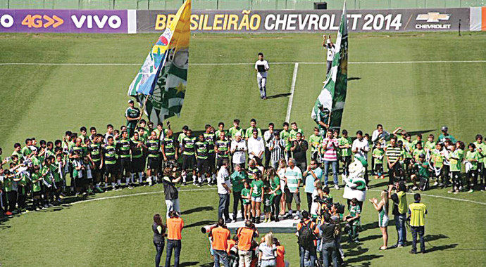 Alex aktif futbol hayatını böyle sonlandırdı Alex aktif futbol hayatını böyle sonlandırdı