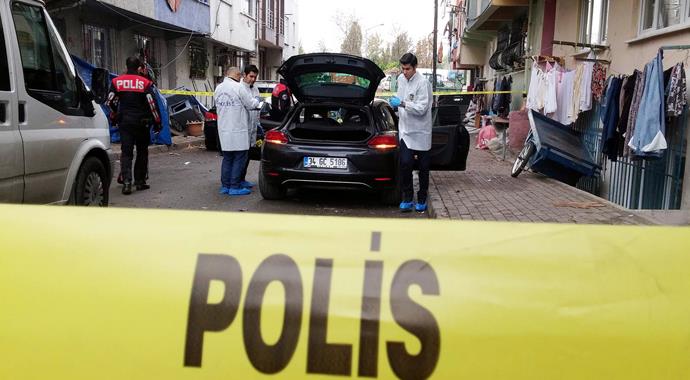 İstanbul'da 500 polisle narkotik operasyonu: 18 gözaltı İstanbul'da 500 polisle narkotik operasyonu: 18 gözaltı