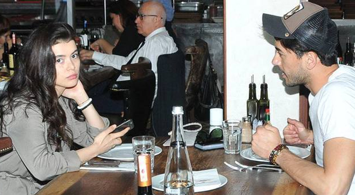 Gökhan Alkan ve Seray Kaya birlikte görüntülendi