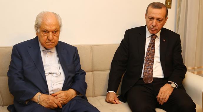 Cumhurbaşkanı Erdoğan'dan, Nuri Pakdil'e ev ziyareti Cumhurbaşkanı Erdoğan'dan, Nuri Pakdil'e ev ziyareti