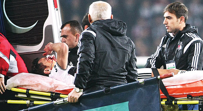 Mustafa Pektemek'in başına gelenler en dramatik senaryoları aratmıyor Mustafa Pektemek'in başına gelenler en dramatik senaryoları aratmıyor