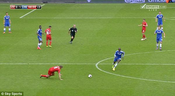 Demba Ba ile Gerrard yine buluşacak! İşte yorumlar Demba Ba ile Gerrard yine buluşacak! İşte yorumlar