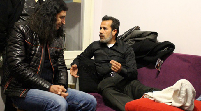 Murat Kekilli, Özgecan'ın babasına taziye ziyaretine gitti Murat Kekilli, Özgecan'ın babasına taziye ziyaretine gitti