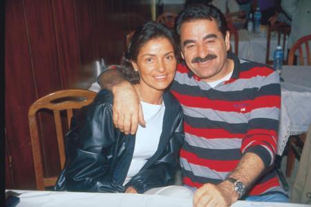 Derya Tuna'dan İbrahim Tatlıses'e sürpriz ziyaret Derya Tuna'dan İbrahim Tatlıses'e sürpriz ziyaret