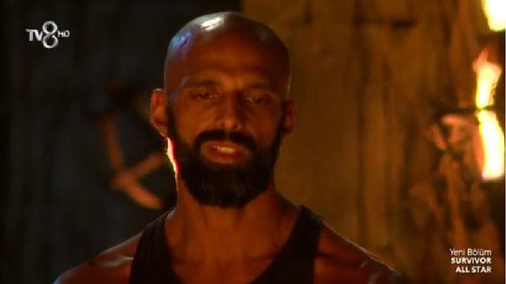 Survivor'da şok! Hasan'ı en yakını eledi
