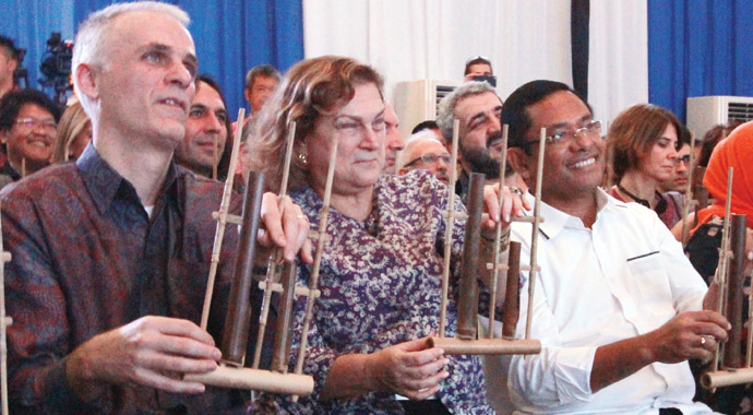 Endonezya'dan liderliğe koşacak