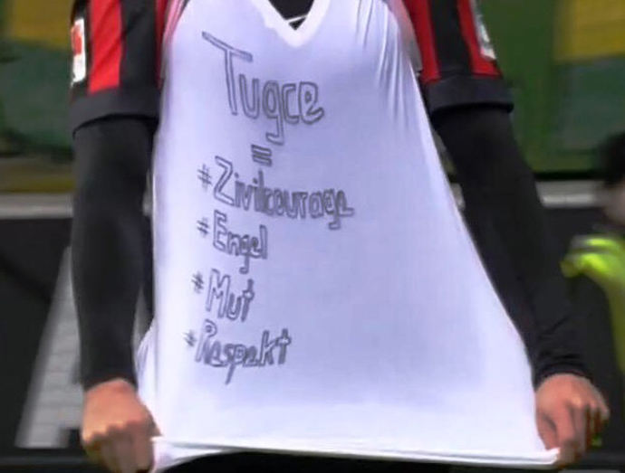 Seferovic'ten anlamlı jest