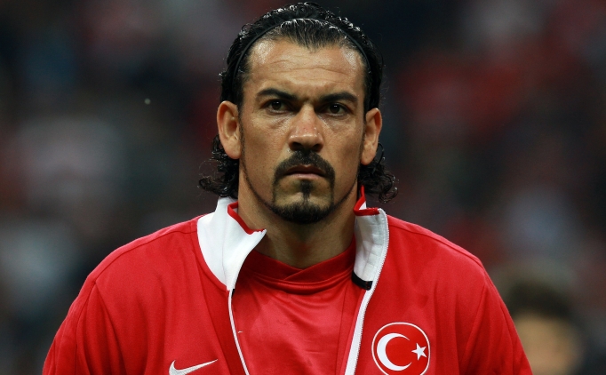 Milli futbolcu için şok iddia: 'Dolandırıcılık, ölüm tehdidi...' Milli futbolcu için şok iddia: 'Dolandırıcılık, ölüm tehdidi...'