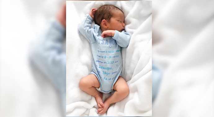 İşte Sneijder'in oğlu İşte Sneijder'in oğlu