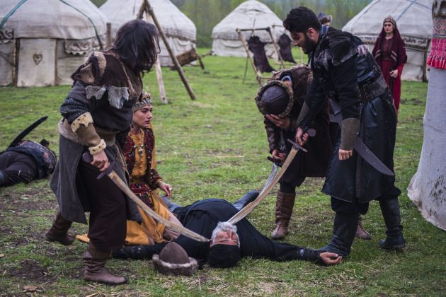 Diriliş nefes kesti: Süleyman Şah'a darbe yaptılar!