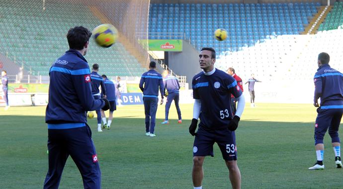 Rize, sahasında şanssızlığı kırmak için kurban kesti
