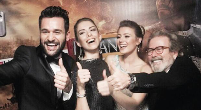 'Seni Seviyorum Adamım'ın galası yapıldı 'Seni Seviyorum Adamım'ın galası yapıldı