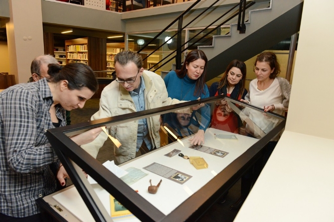 Küçük İskender'den anlamlı bağış