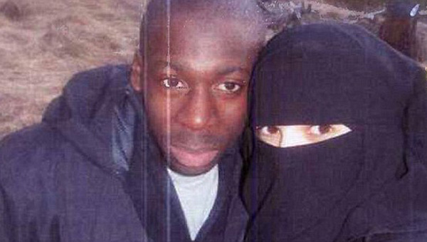 Paris'te yeni panik! Paris'te yeni panik!