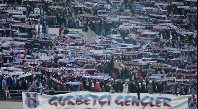 Avni Aker'de seyirci rekoru kırıldı! İşte o rakam Avni Aker'de seyirci rekoru kırıldı! İşte o rakam