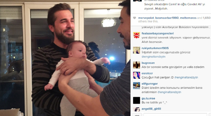 Engin Altan Düzyatan'dan şaşırtan fotoğraf! Engin Altan Düzyatan'dan şaşırtan fotoğraf!