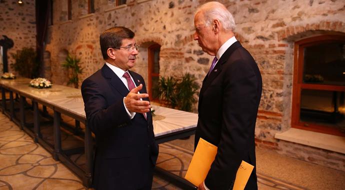 ABD'nin 2 numarası Joe Biden İstanbul'da ABD'nin 2 numarası Joe Biden İstanbul'da