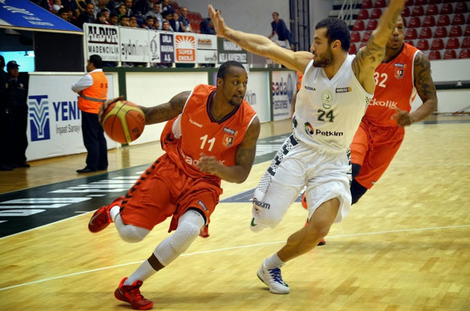 Galatasaray Justin Carter transferini bitirdi