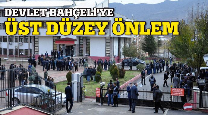 Bahçeli: 'İsyancılar teröristtir' Bahçeli: 'İsyancılar teröristtir'