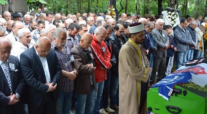 Karabükspor'un eski teknik direktörü toprağa verildi