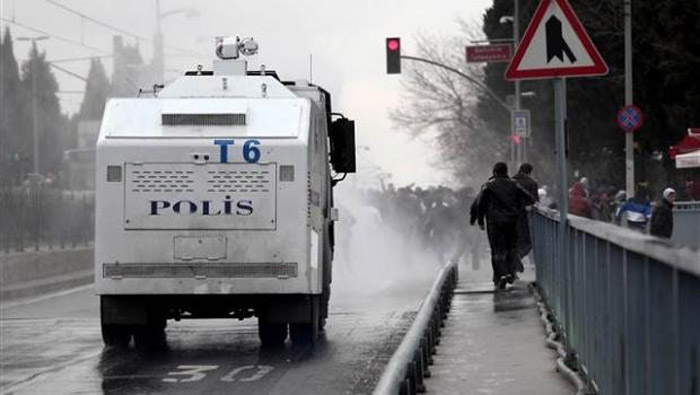 Karagümrük - Eyüpspor taraftar grupları arasında gerginlik Karagümrük - Eyüpspor taraftar grupları arasında gerginlik