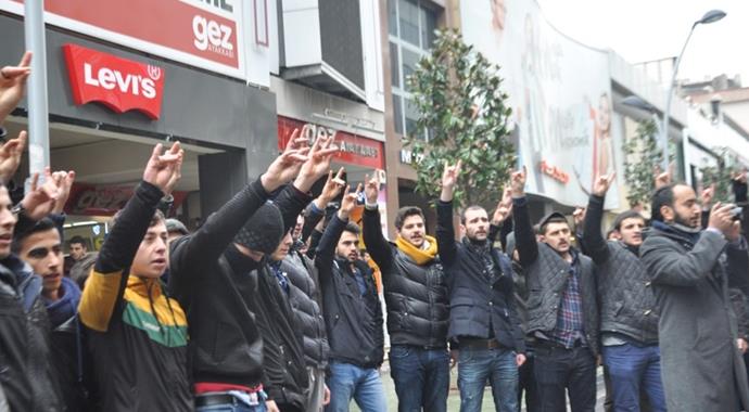 Sakarya'da tehlikeli gerginlik Sakarya'da tehlikeli gerginlik
