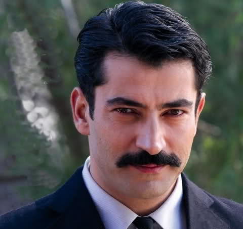 Sinem Kobal öyle bir şey söyledi ki! 'Kenan da...' Sinem Kobal öyle bir şey söyledi ki! 'Kenan da...'