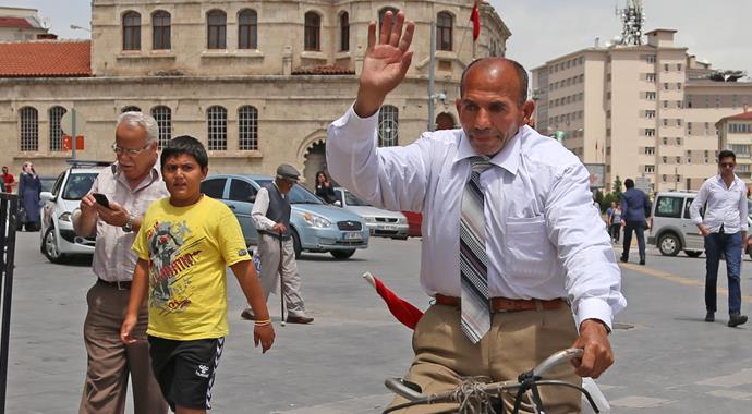 Bağımsız adaydan ilginç vaatler Bağımsız adaydan ilginç vaatler