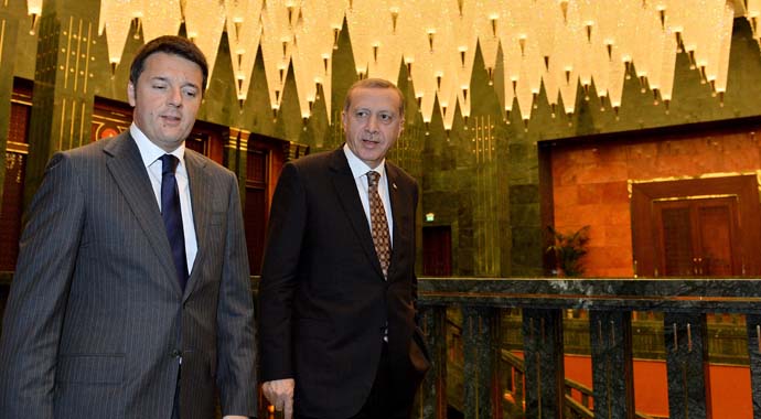 İtalya'da böyle, Ankara'da böyle İtalya'da böyle, Ankara'da böyle