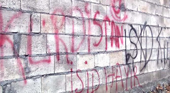 Şanlıurfa'da tehlikeli provokasyon, evleri işaretlendi Şanlıurfa'da tehlikeli provokasyon, evleri işaretlendi