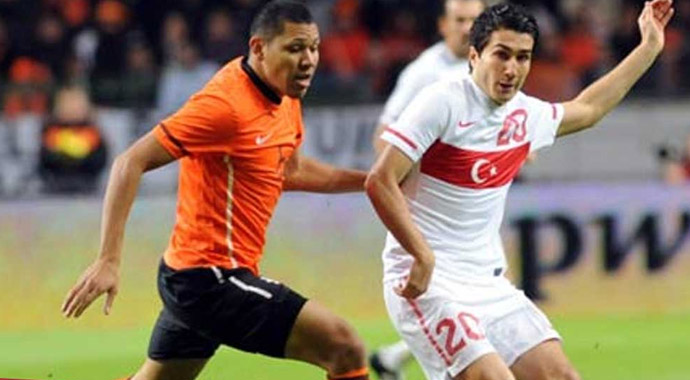 Hollanda - Türkiye euro 2016 maçı ne zamn (TÜRKİYE HOLLANDA) Hollanda - Türkiye euro 2016 maçı ne zamn (TÜRKİYE HOLLANDA)