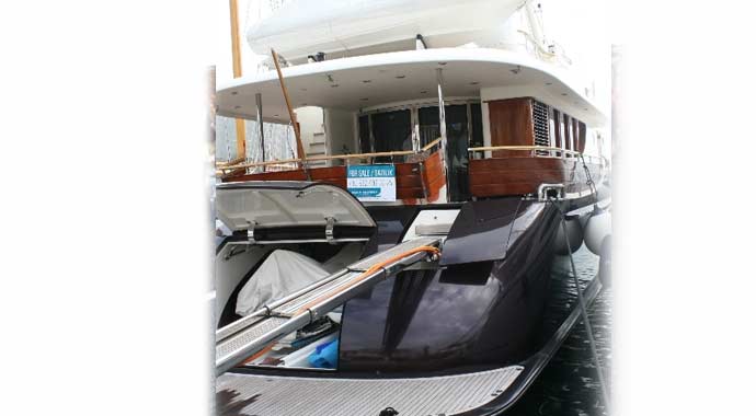 Bu yatın fiyatı dudak uçuklatıyor