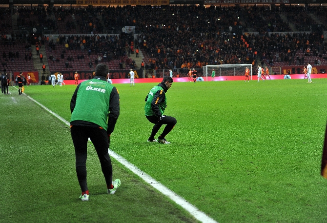 Arena'ya damga vuran an! Mücadele devam ederken... Arena'ya damga vuran an! Mücadele devam ederken...