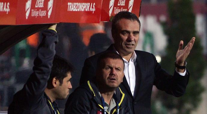 Trabzonspor'a 'Niye bu kadar asıldınız' sitemi! Trabzonspor'a 'Niye bu kadar asıldınız' sitemi!