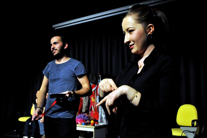 Bu oyun Türkiye'de bir ilk Bu oyun Türkiye'de bir ilk