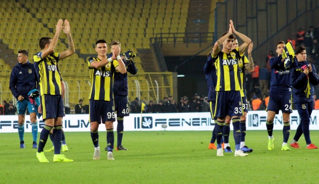Turkiye Gazetesi Foto Galeri Ozet Izle Fenerbahce 0 0 Dinamo Zagreb Genis Ozeti Izle Fener Zagreb Maci Skoru Ozeti Video 9