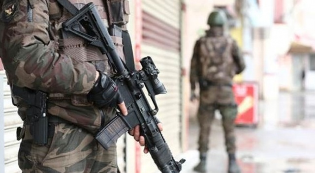 Kars’ta patlamamış 2 obüs mermisi bulundu Kars’ta patlamamış 2 obüs mermisi bulundu