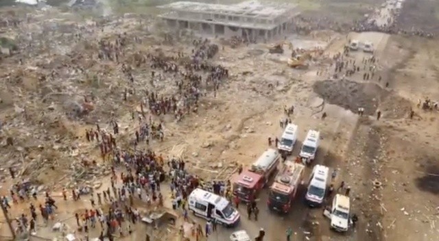Gana'da devasa patlamanın bilançosu: 17 ölü, 59 yaralı