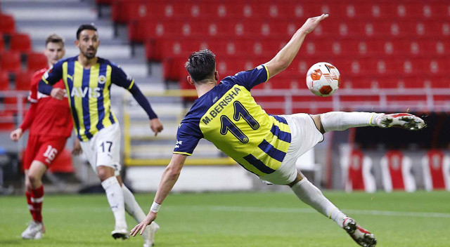 Mergim Berisha'nın Royal Antwerp'e attığı gol, UEFA Avrupa Ligi'nde yılın golü seçildi